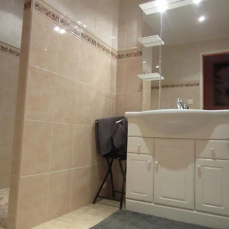 Nyaraló Lorianzo Duffort